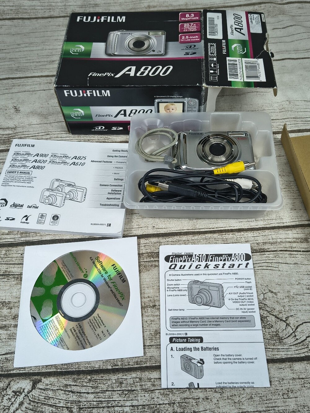 FUJIFILM FinePix A800 Digital Camera 3x Optical Zoom In Box